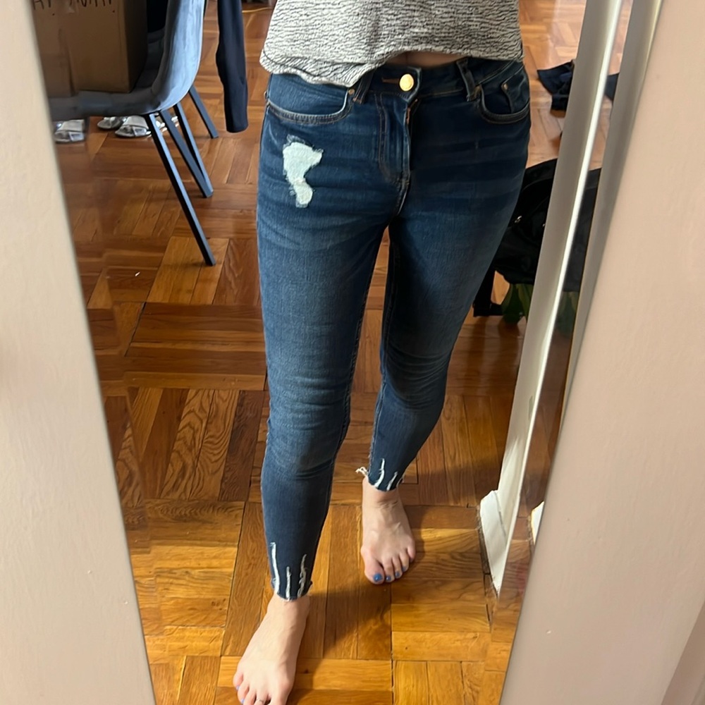 DENIUM CO 5 POCKET DISTRESSED SKINNY JEANS